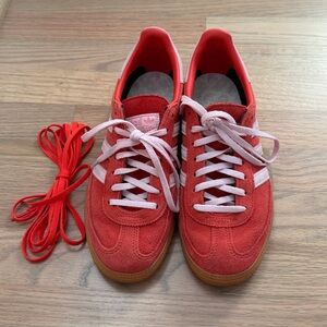 Adidas Handball Spezial. Bright Red & clear pink